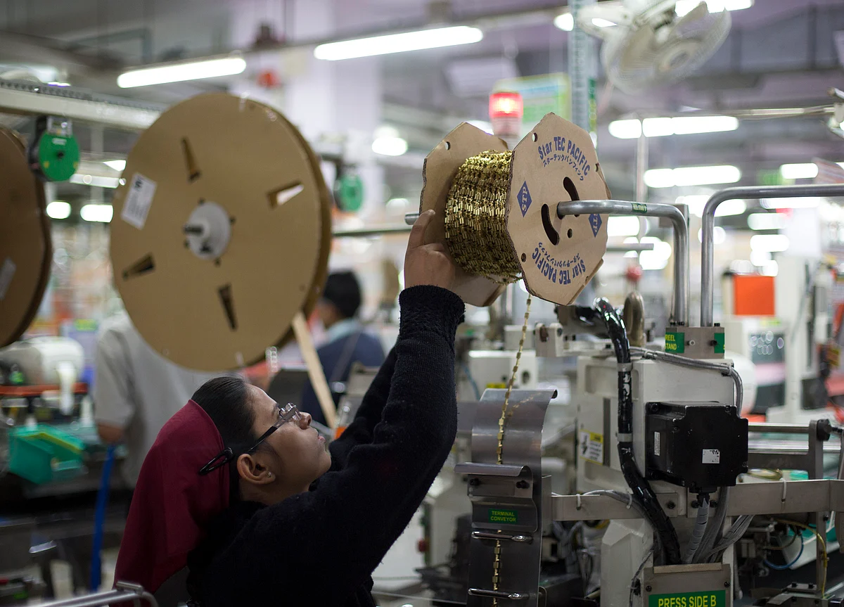 Auto Parts Industry Witnesses Worst-Ever Turnover Decline In April-September; One Lakh Workers Lose Jobs