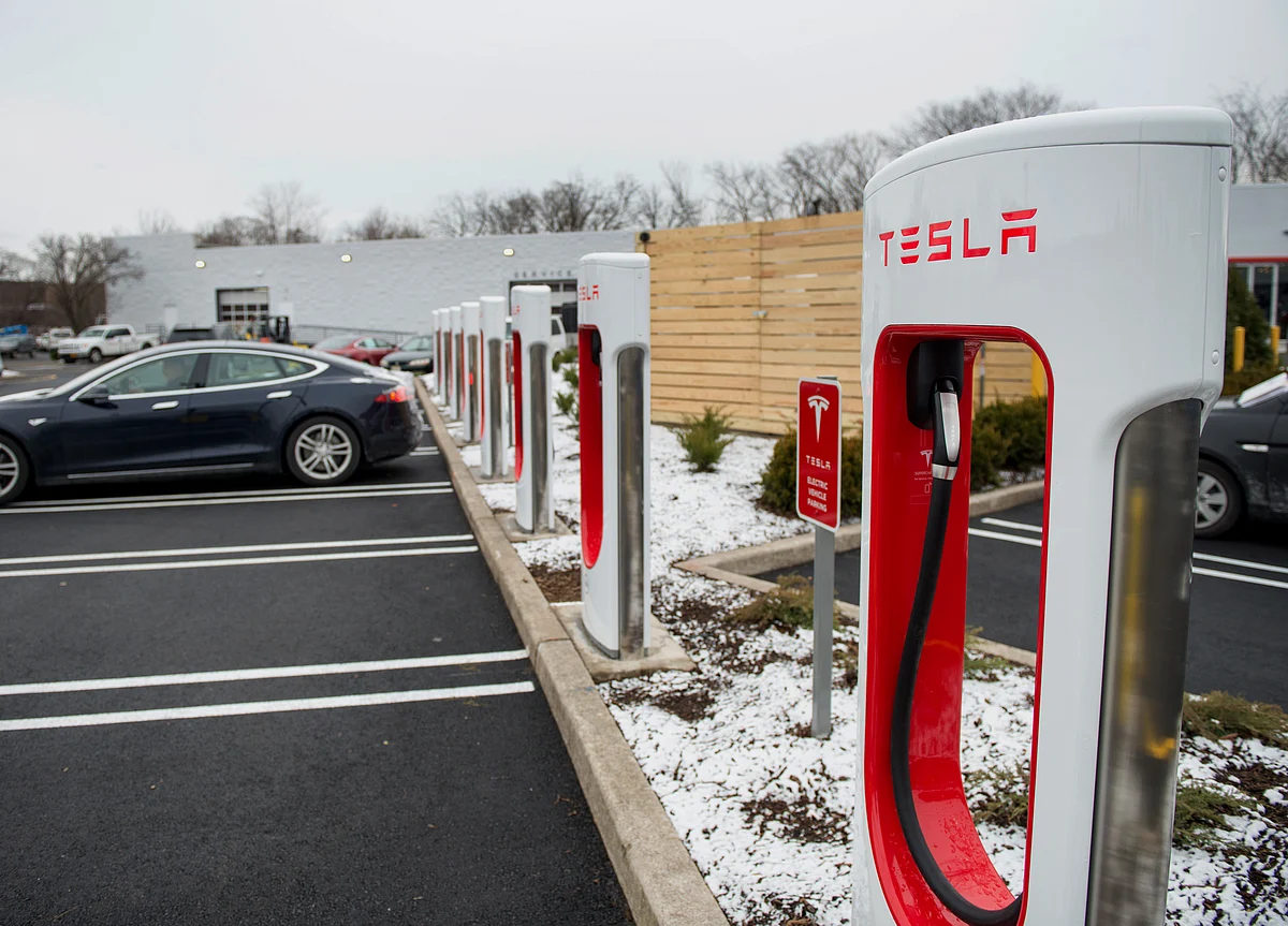 Tesla’s Latest Rival Looks a Lot Like Its German Alter Ego