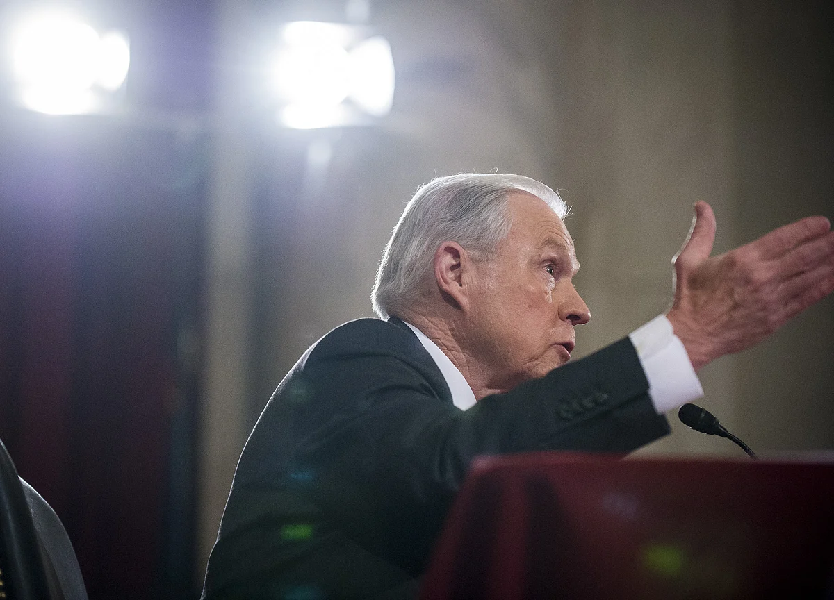 Mueller's Team Interviewed Sessions in Russia Meddling Probe