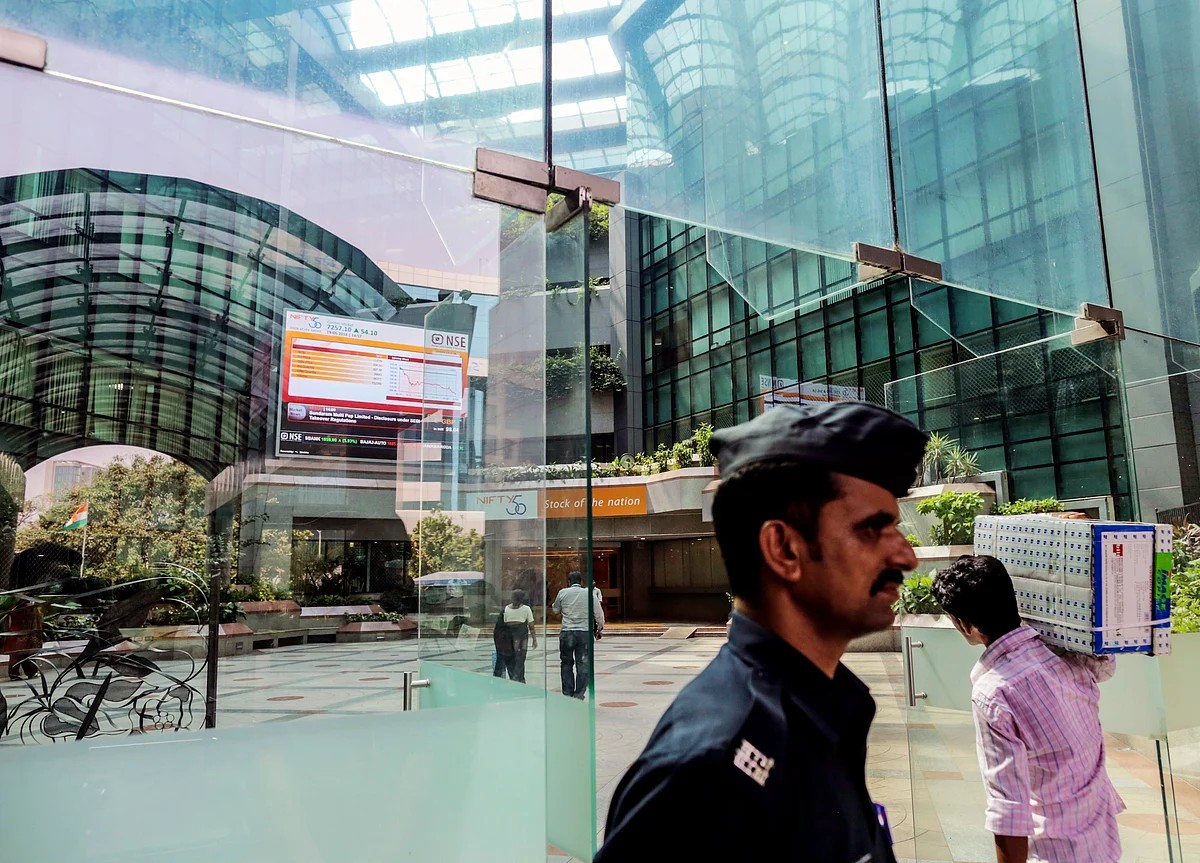 Second Day of Gains for India’s Stocks Ahead of Budget, Earnings
