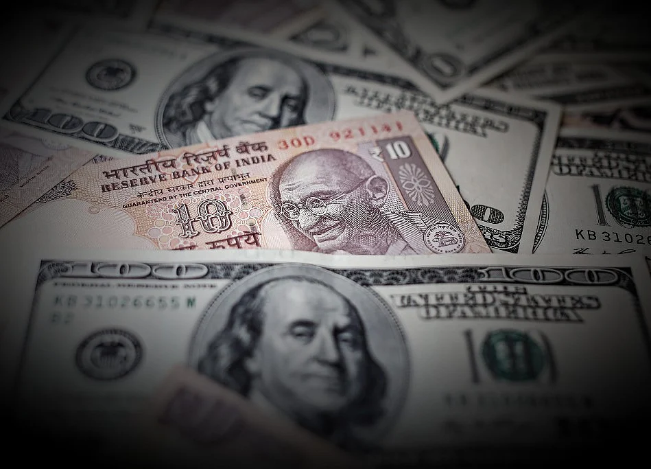 India’s Foreign Exchange Reserves Jump To $421 Billion