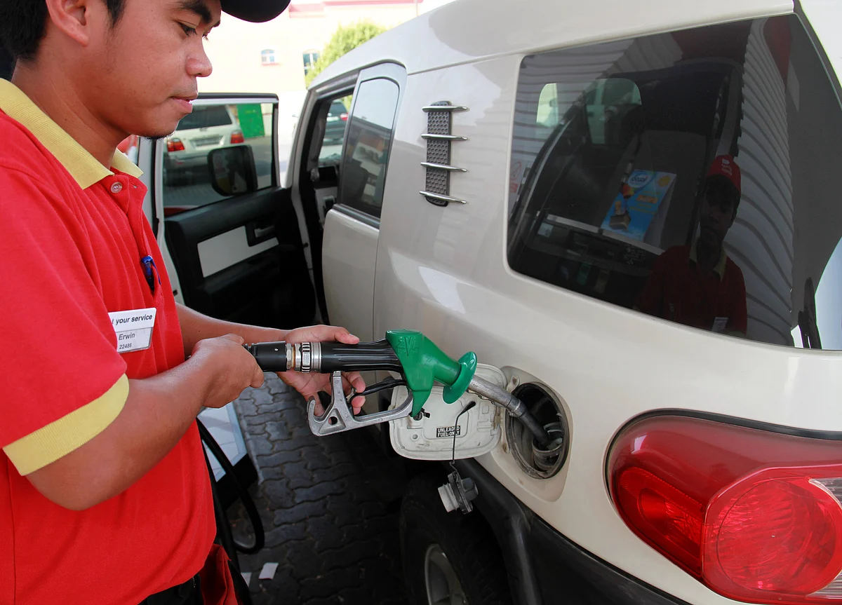 Fuel Prices To Be Cut By Up To 50 Paise In Next Few Days, Says Official