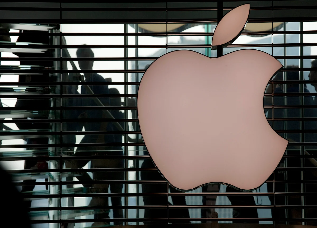 Apple Has Been Reduced to (Gasp!) Salesmanship