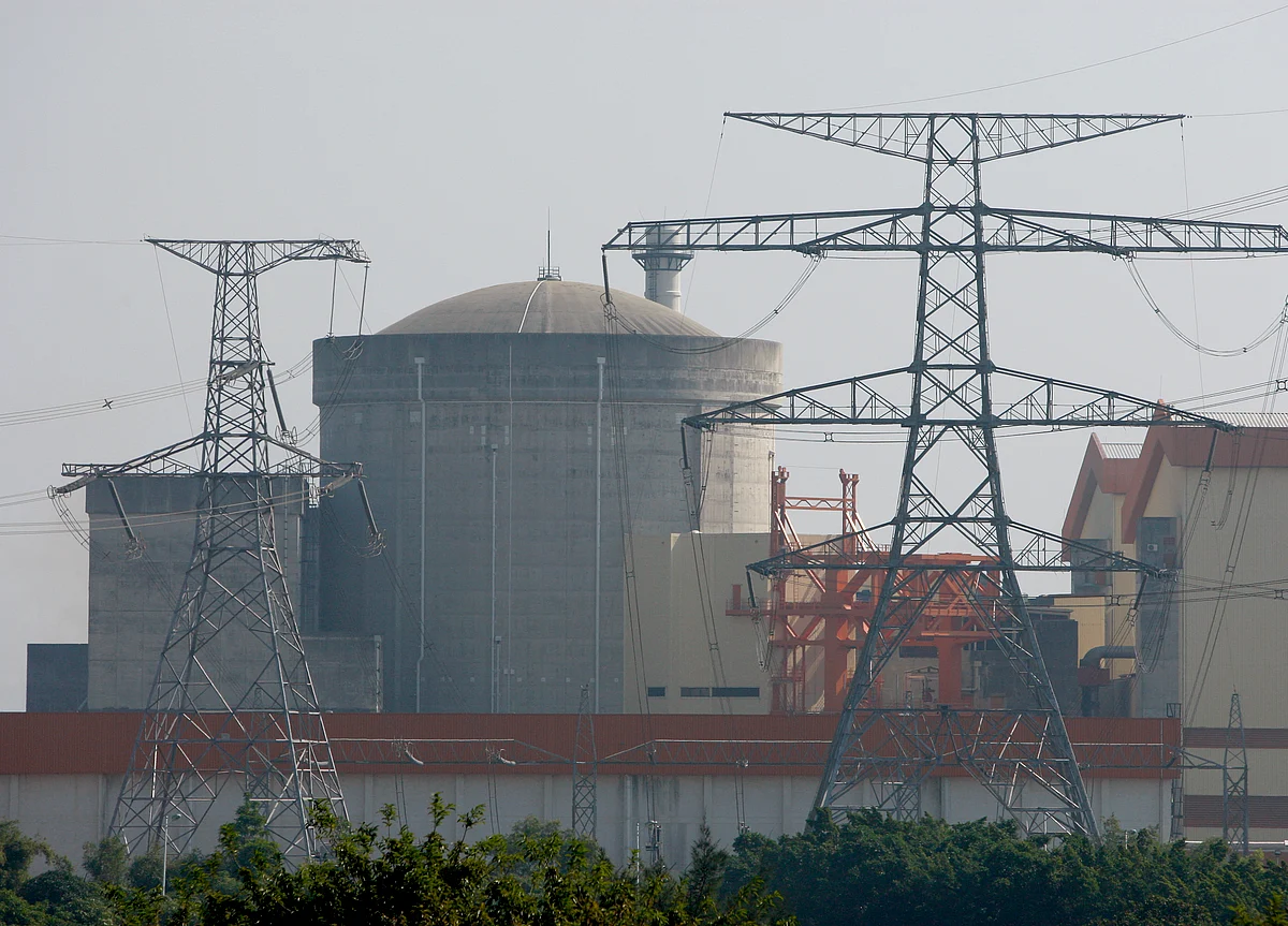 China Nuclear Push Seen Stalled by Next-Generation Reactors