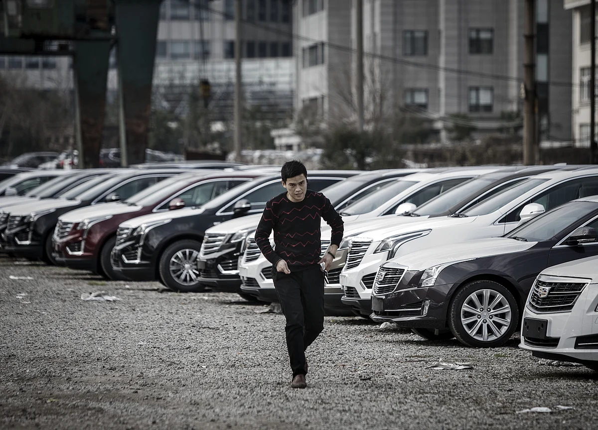 Carmakers to Face More Pain as Sales in China Keep Sliding