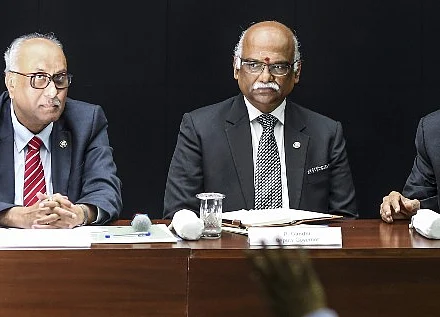 Virtual Currencies May Pose Financial, Legal And Security Risks: RBI’s R Gandhi