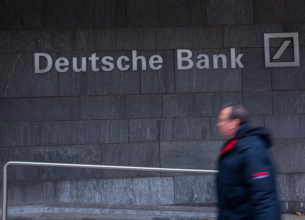 Deutsche Bank Plans to Cut Up to Half of Global Equity Jobs