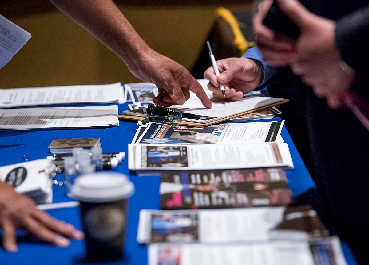 Strong U.S. Hiring Rebound Dilutes Case for Larger Fed Cut