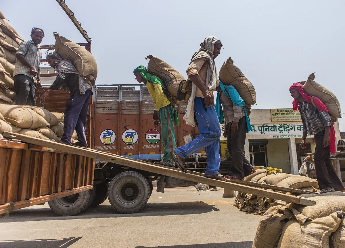 Centre Unveils Krishi Rath App To Facilitate Agri-Produce Transportation In Lockdown