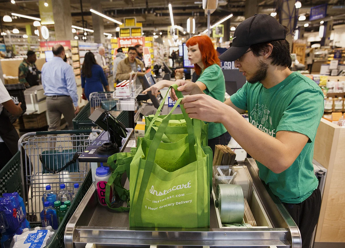 Amazon Seeks Larger Whole Foods Stores to Support Delivery Plans