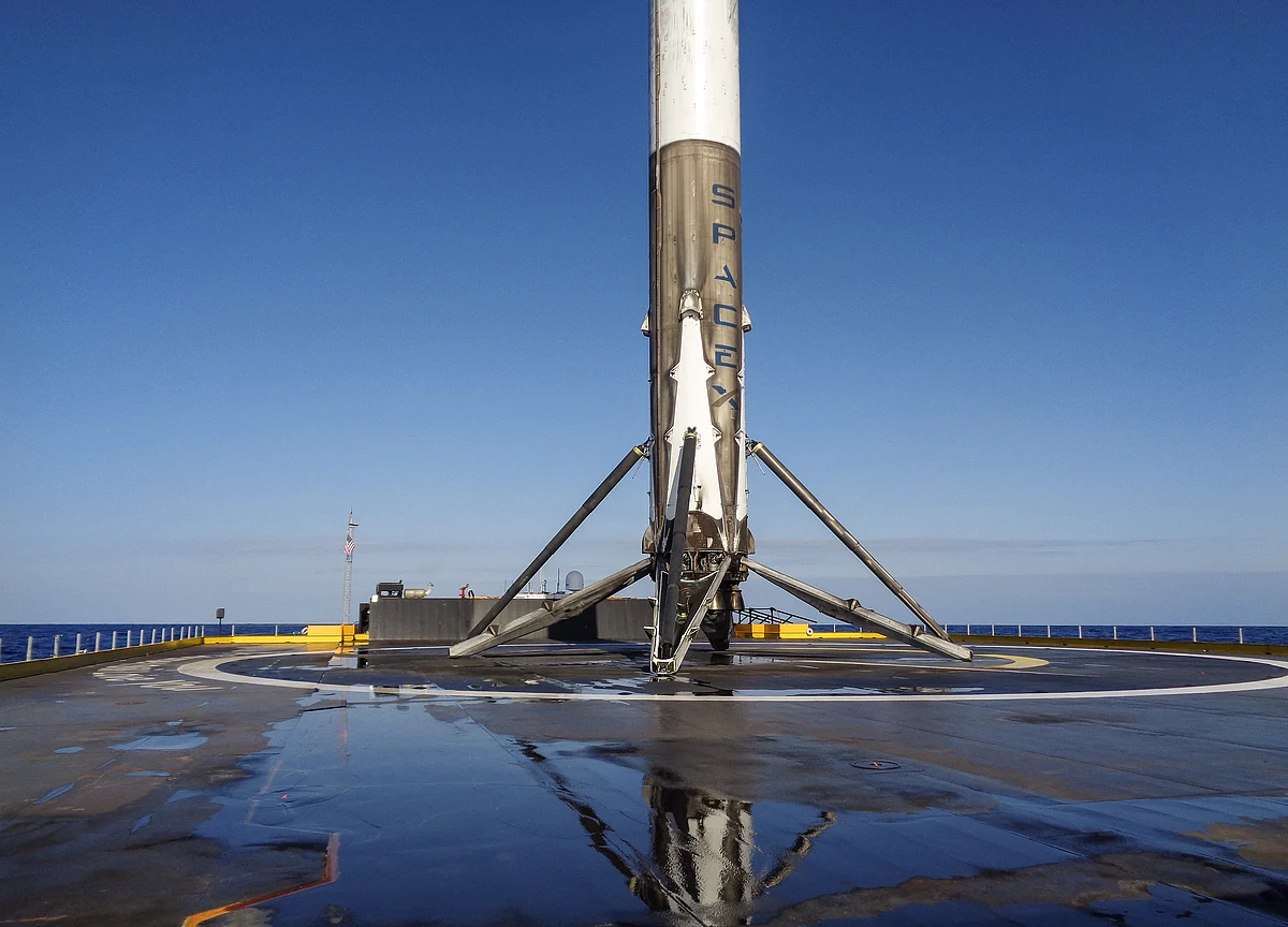 Musk Gets Head Start on Bezos Launching SpaceX's Satellites