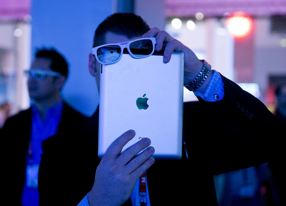 Apple Leaves Overseas Cash Out of Its Latest Quarterly Report