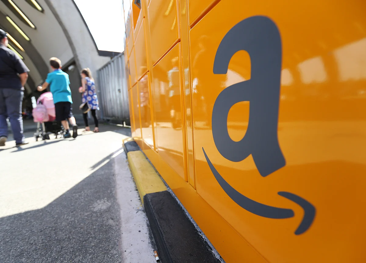 Amazon Mulls Buying Boost From T-Mobile, Sprint, Report Says