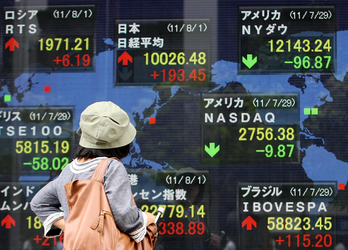 Stocks Gain as Powell, China Policy Soothe Nerves: Markets Wrap