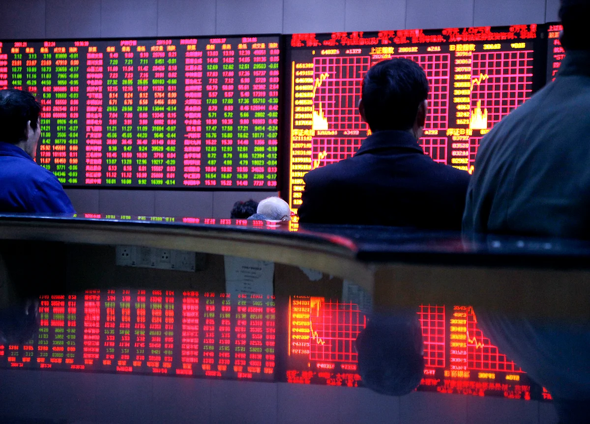 Chinese Stocks Enter Bear Market as Trade, Growth Risks Increase