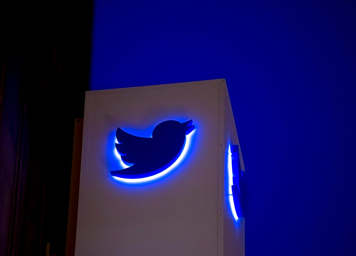 Twitter Denies Alleged Bias For Suspending Pakistan Accounts Posting About Kashmir
