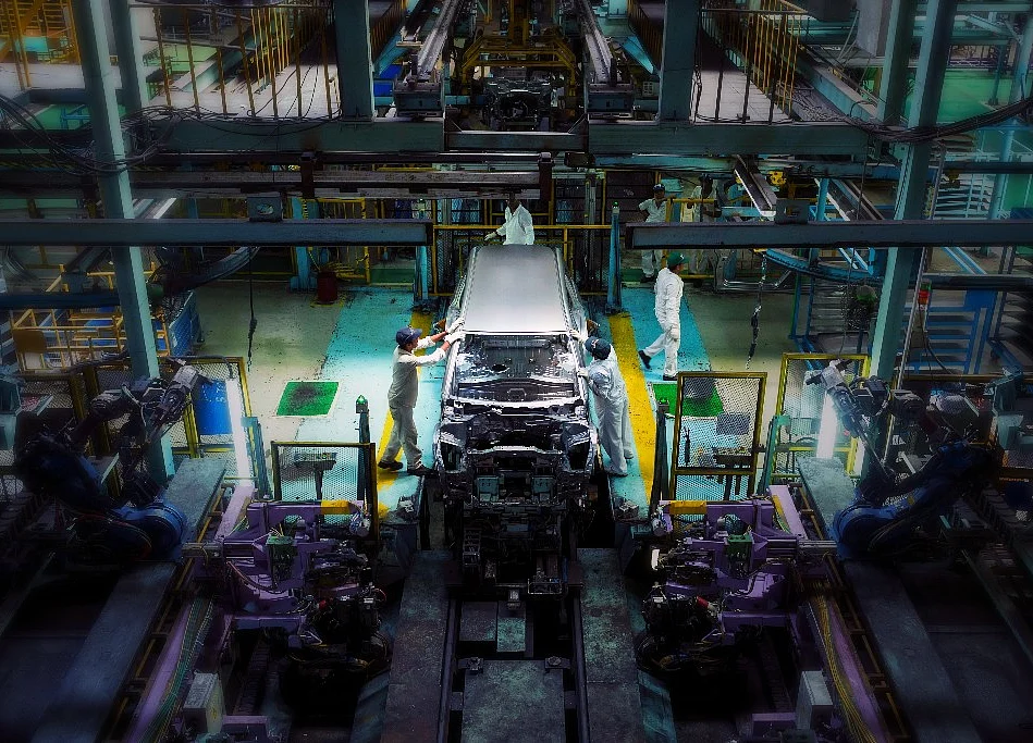 Insurers Feel The Pinch As Auto Sales Show No Sign Of Revival