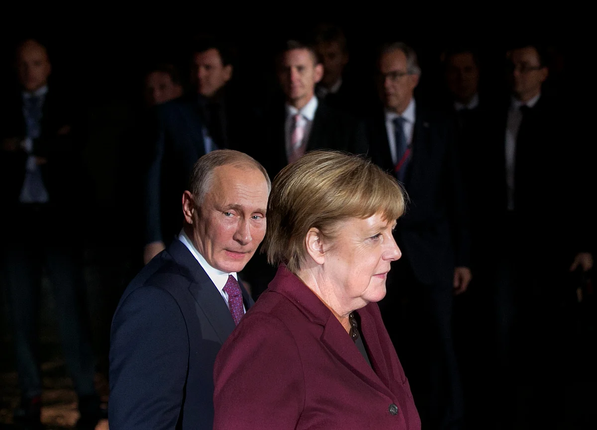 Putin, Merkel Align Goals on Libya and Russian Gas for Germany