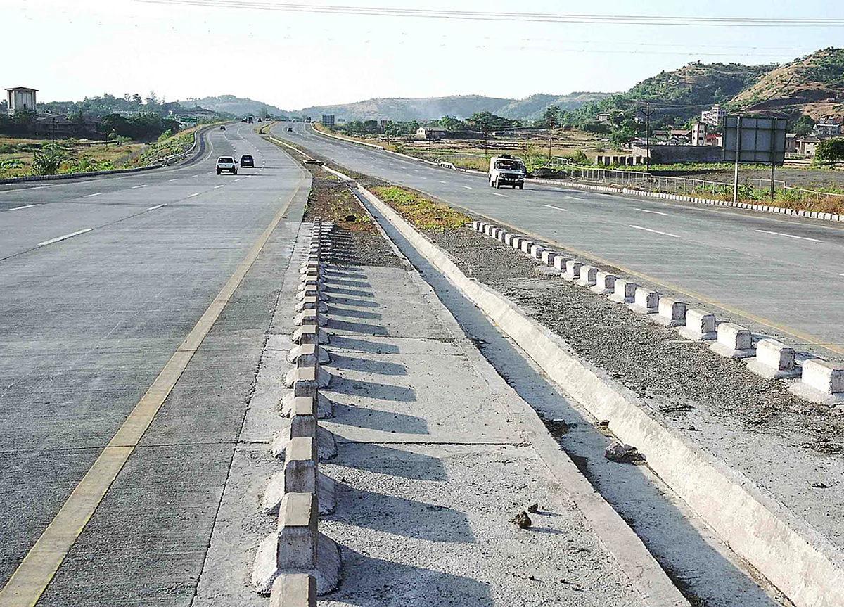 Yamuna Expressway Authority Directed To Refund Rs 41.14 Crore To Jaypee Infratech