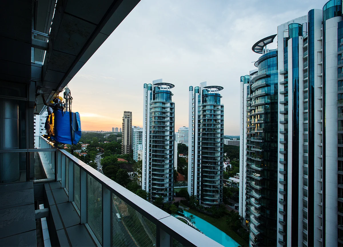 Singapore Developers Raise Alarm Over Apartment Supply Glut