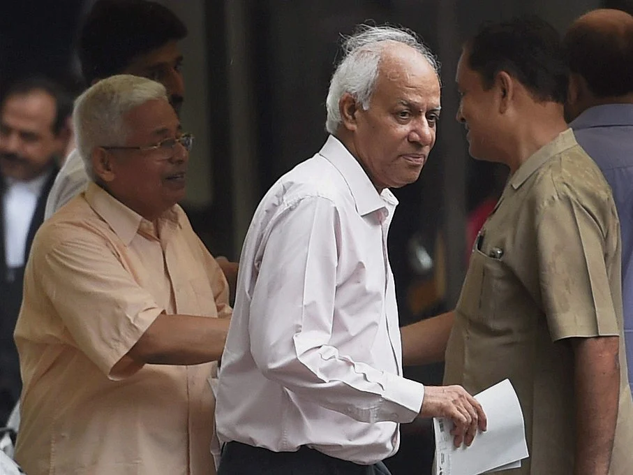 Former coal secretary HC Gupta at the Patiala House Court in New Delhi on May 22, 2017. (Photograph: Subhav Shukla/PTI)