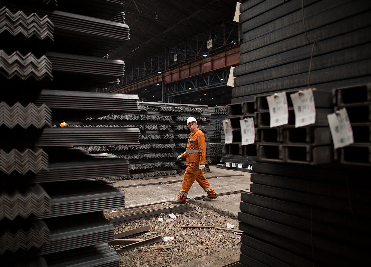 Job Bonanza in Sectors Protected by Tariffs Is Slowing