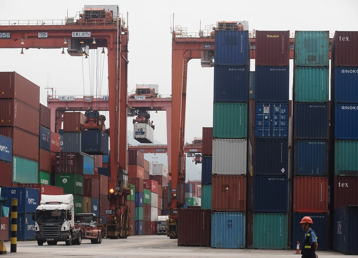 Xi Has $3.65 Trillion Fiscal War Chest to Counter Trump Tariffs