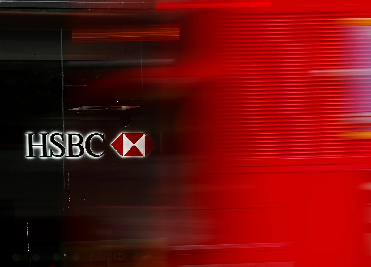 HSBC Reshapes Its Senior Team Ahead of Next CEO’s Arrival