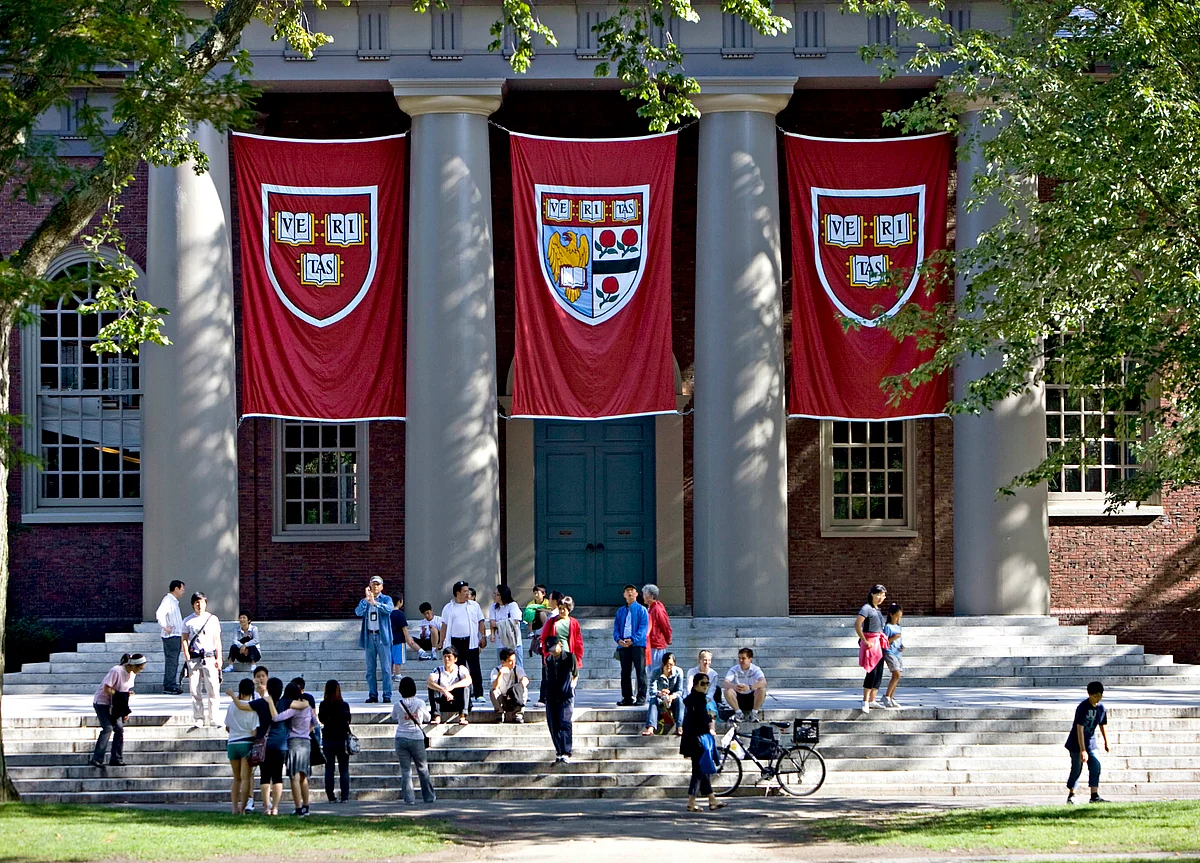 Harvard Defeats Suit Seeking to Bar Race-Conscious Admission