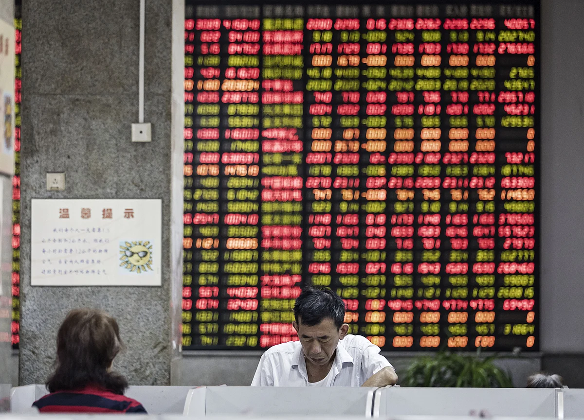 ‘Ludicrous’ Portfolio-Flow Proposal Spurs China ADR Plunge