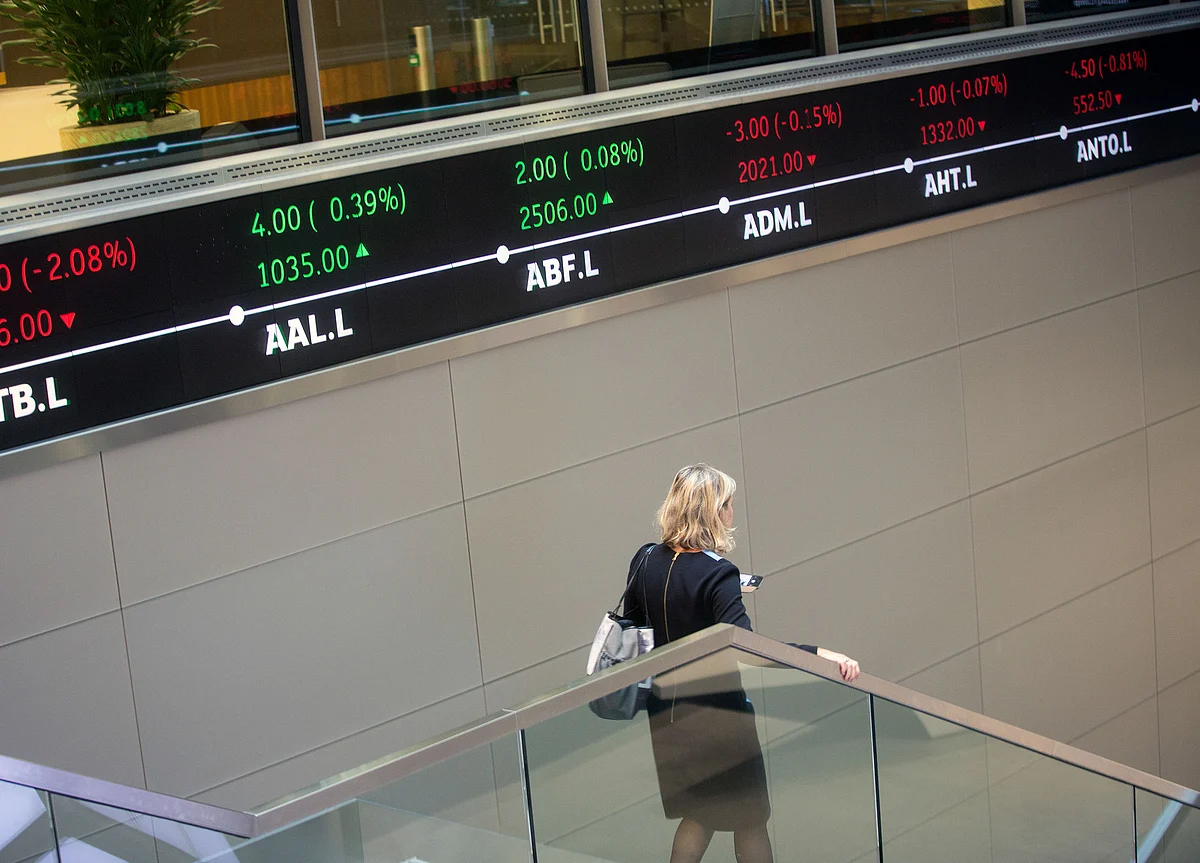 Stocks To Watch: Aurobindo Pharma, Coal India, Hero MotoCorp, PNB, Wipro