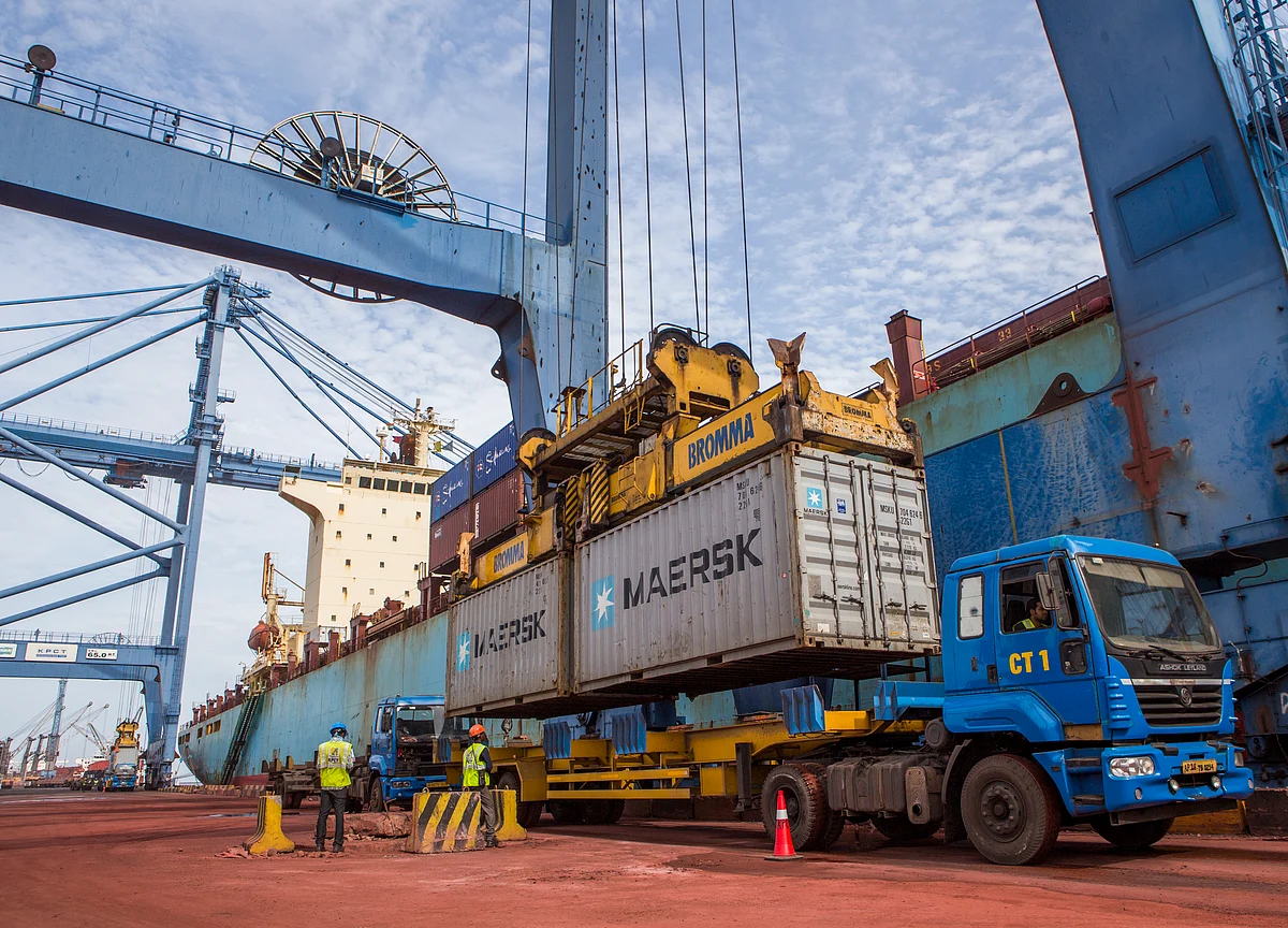 India Trade Gap Little Changed on Lower Oil Import Bill