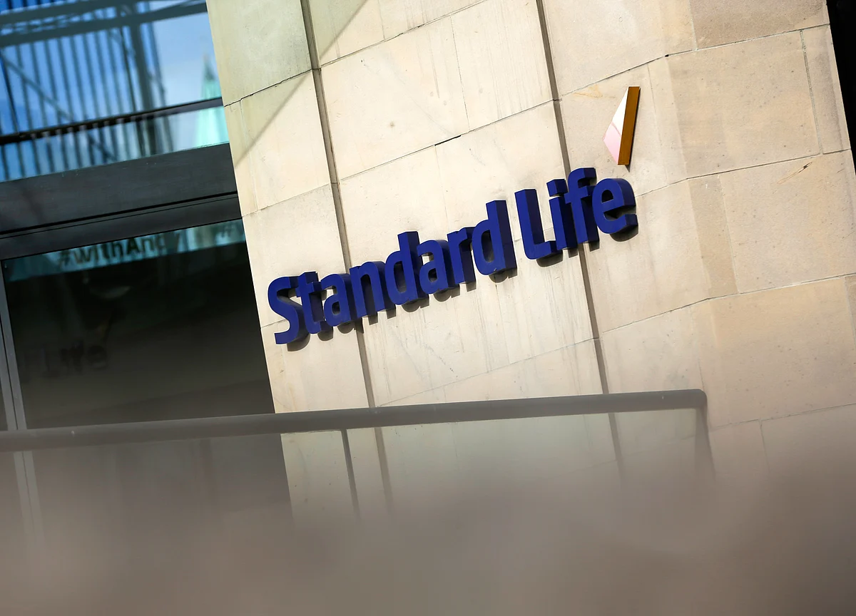 Standard Life To Sell 3.46% Stake In HDFC Life