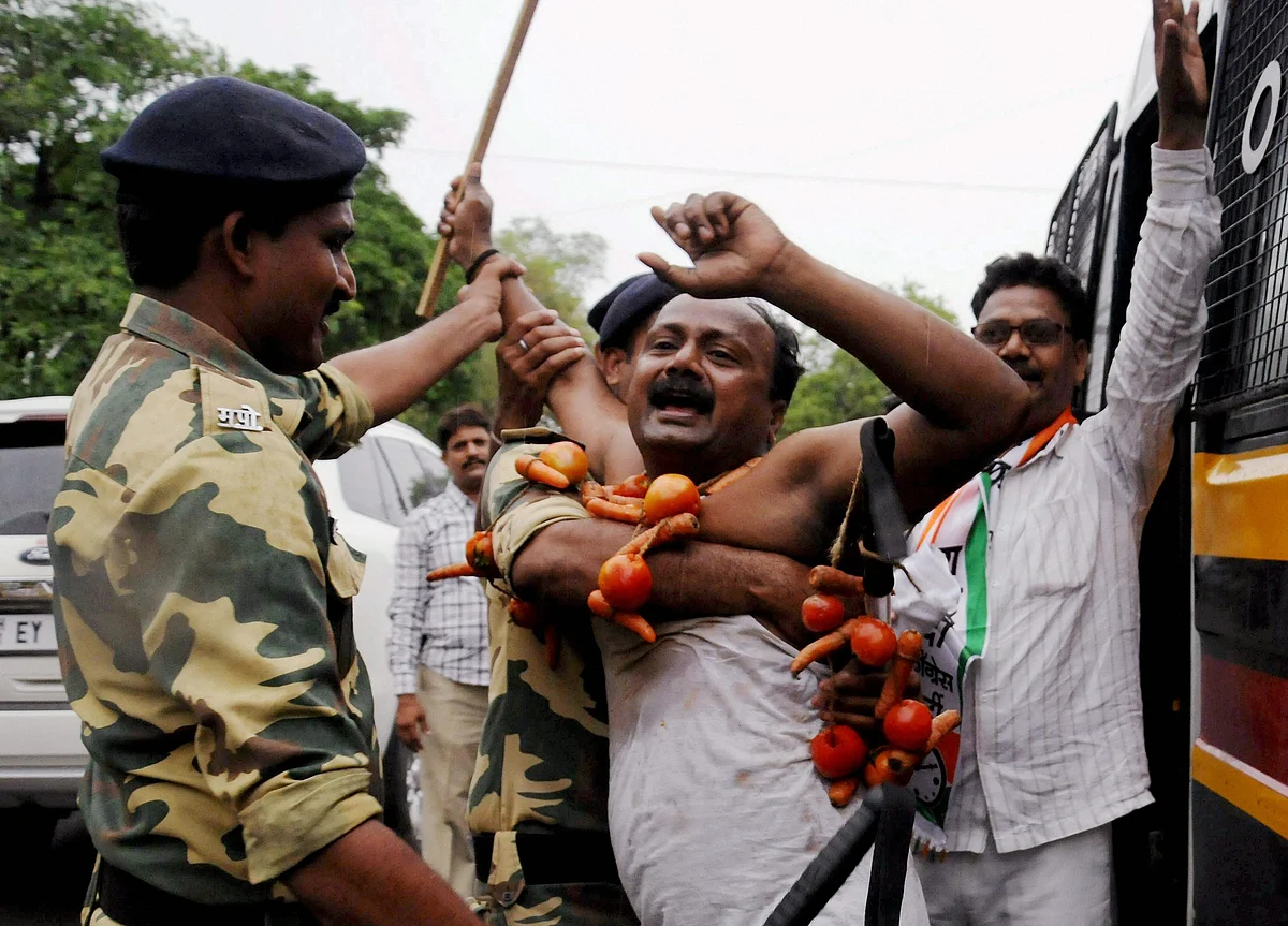 Maharashtra Government Announces Loan Waiver; Farmers Call Off Protests