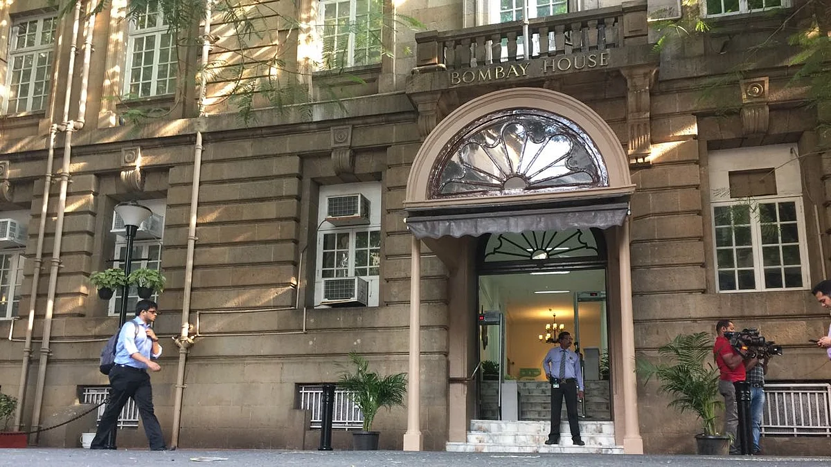 <div class="paragraphs"><p>Bombay House, the Tata Sons headquarters, in Fort, Mumbai. (Source: BQ Prime)</p></div>