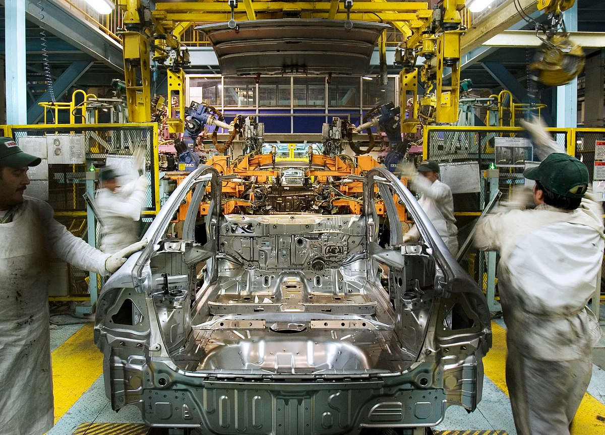 Truckers’ Strike Hits Auto Industry, Affects Production