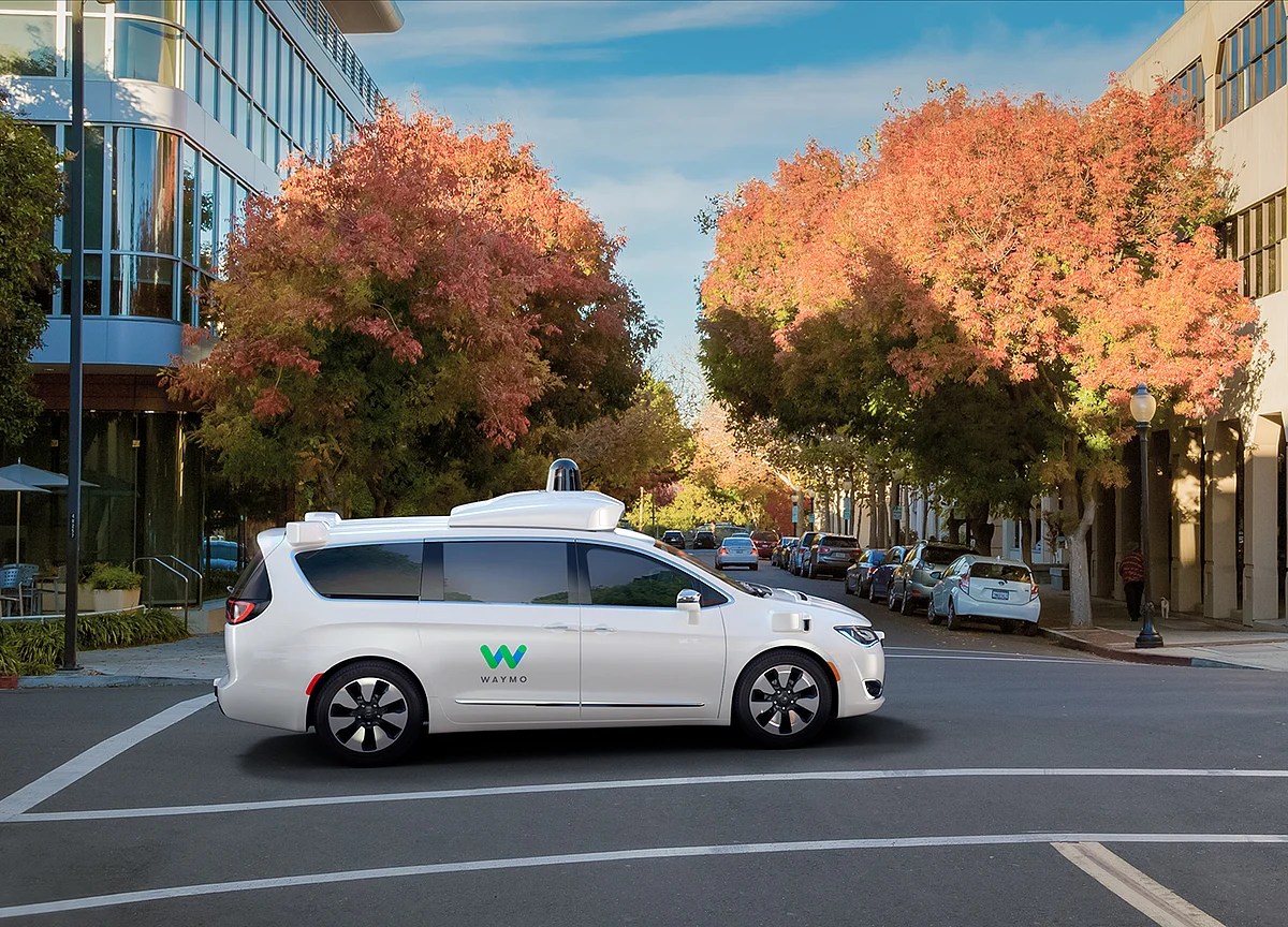 Self-Driving Car Pioneers Seen Slowing Their Roll After Crashes