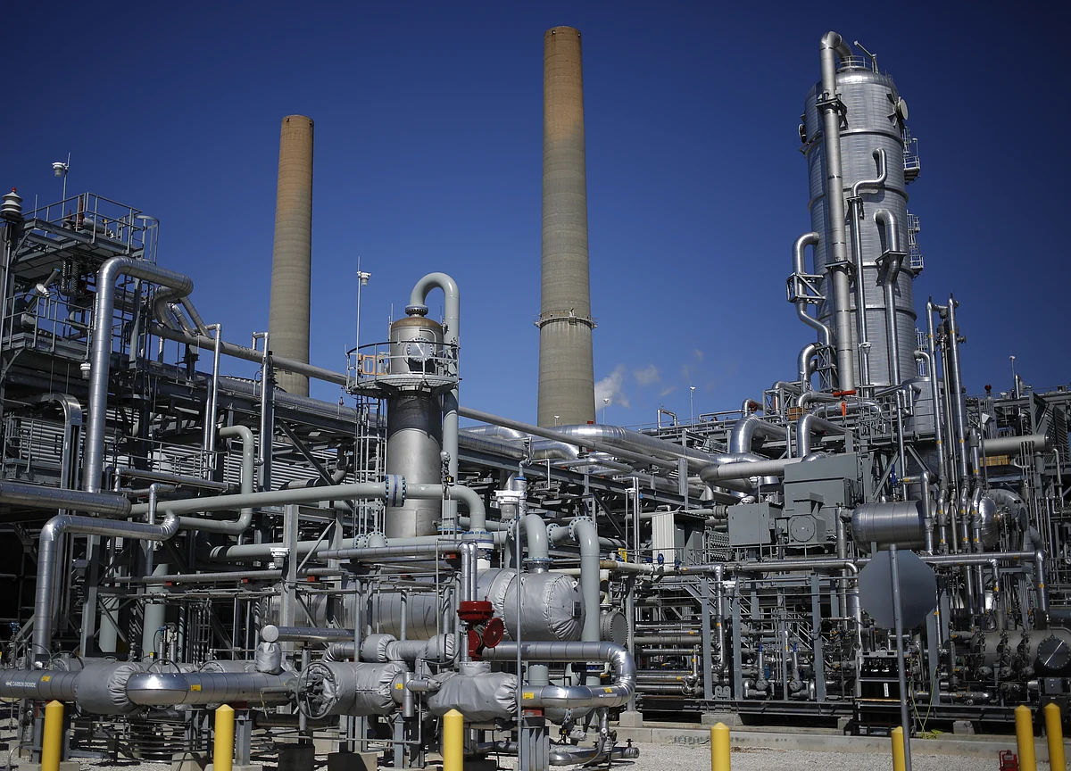 India Switches To Liberal Regime For Oil, Gas Exploration