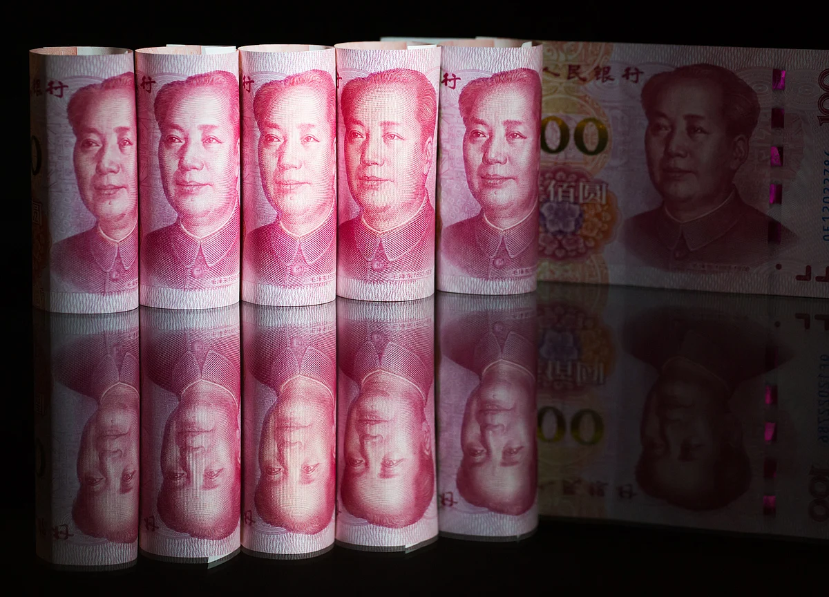 China’s Treasuries Hoard Seen as Next Line in the Sand After Yuan’s Drop