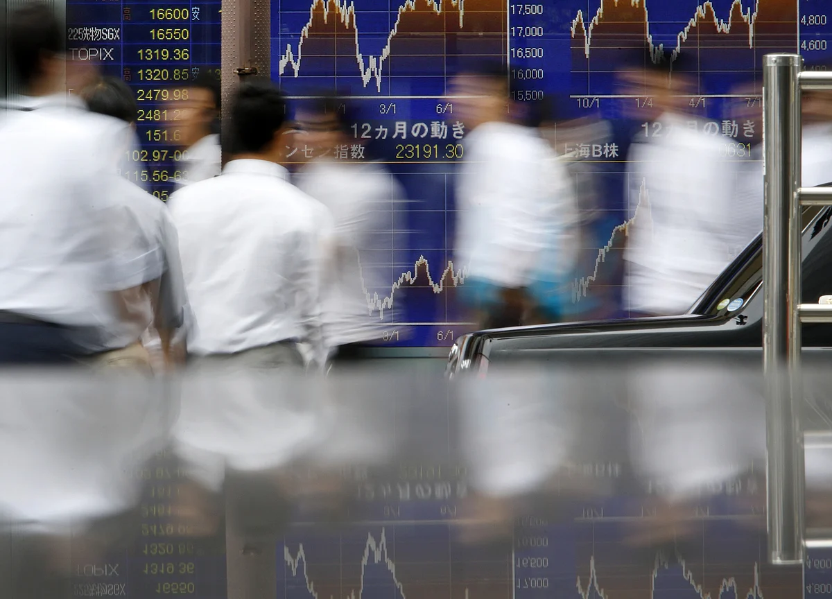 Oil Rally, Holiday Retail Push U.S. Stocks Higher: Markets Wrap