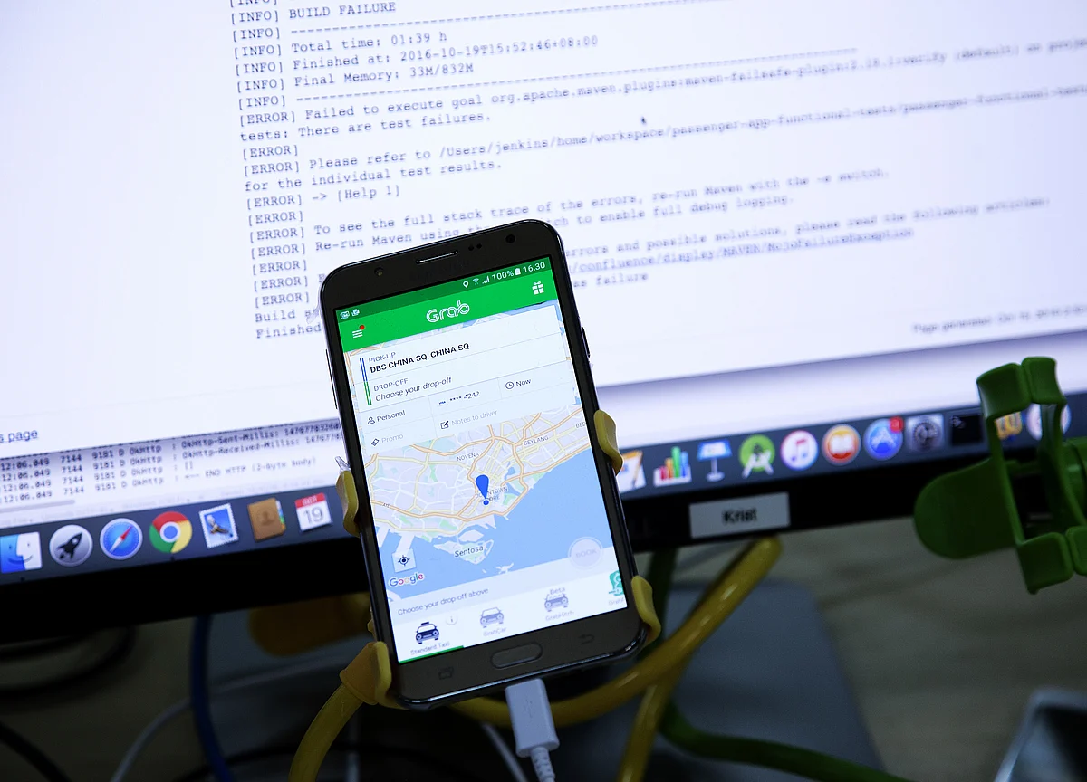 Grab and Gojek Square Off in an International Food Fight