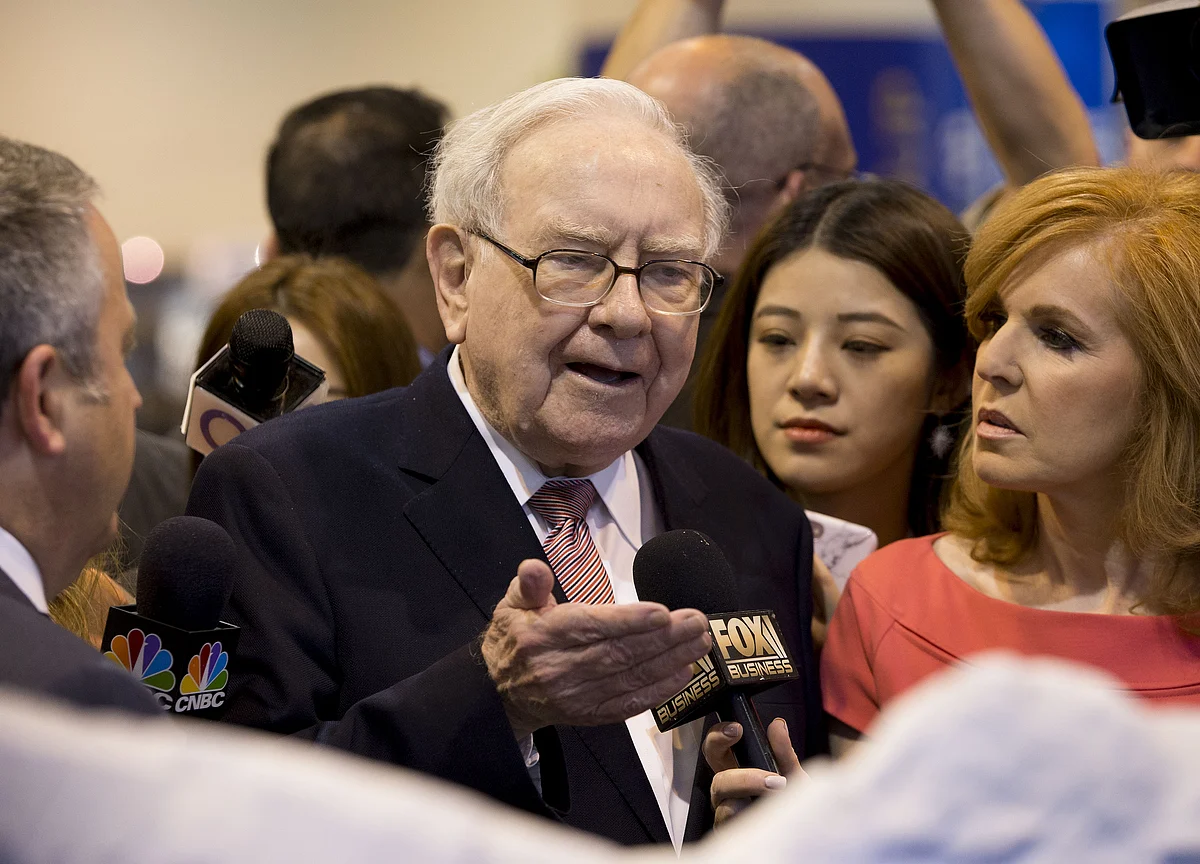 Warren Buffett Is No Fan of Modern Monetary Theory