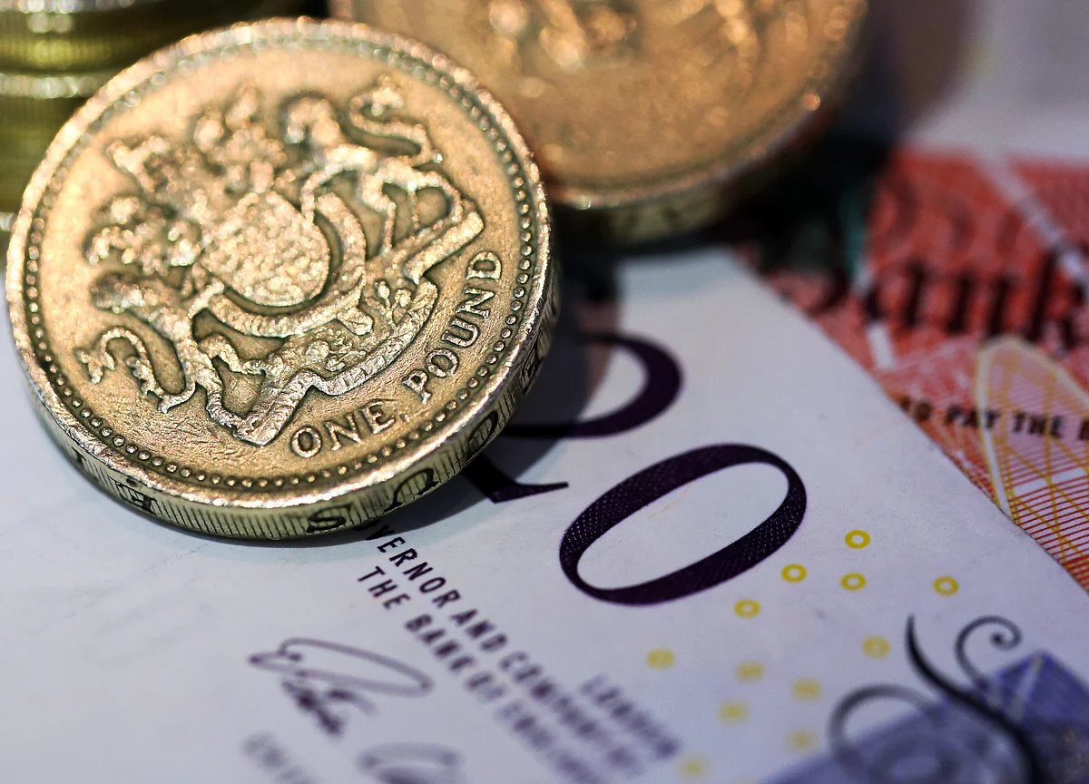 British Pound Firms After Lawmakers Vote to Block No-Deal Brexit
