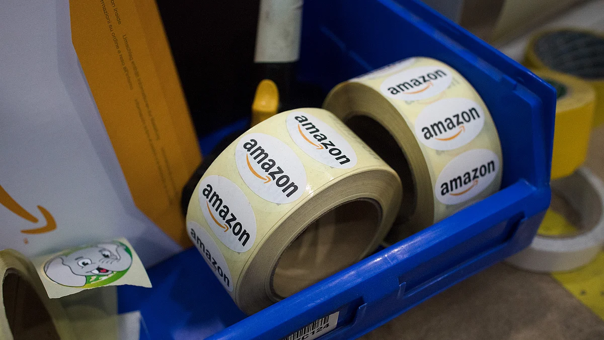 Amazon’s private label model, led by AmazonBasics, doesn’t violate E-commerce FDI norms in India. (Photographer: Simon Dawson/Bloomberg)