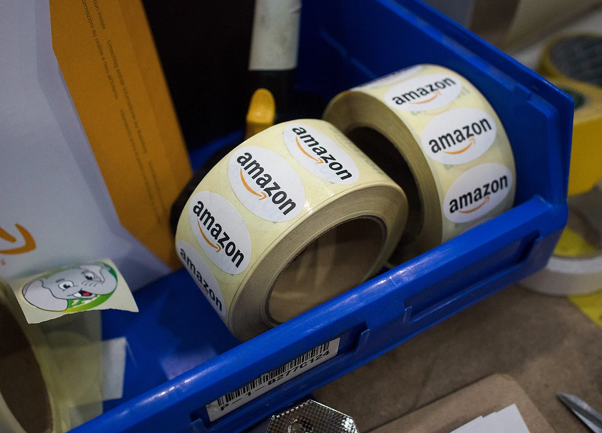Policy Changes, JioMart Pose Rising Risks To Global E-Commerce Players In India: Fitch