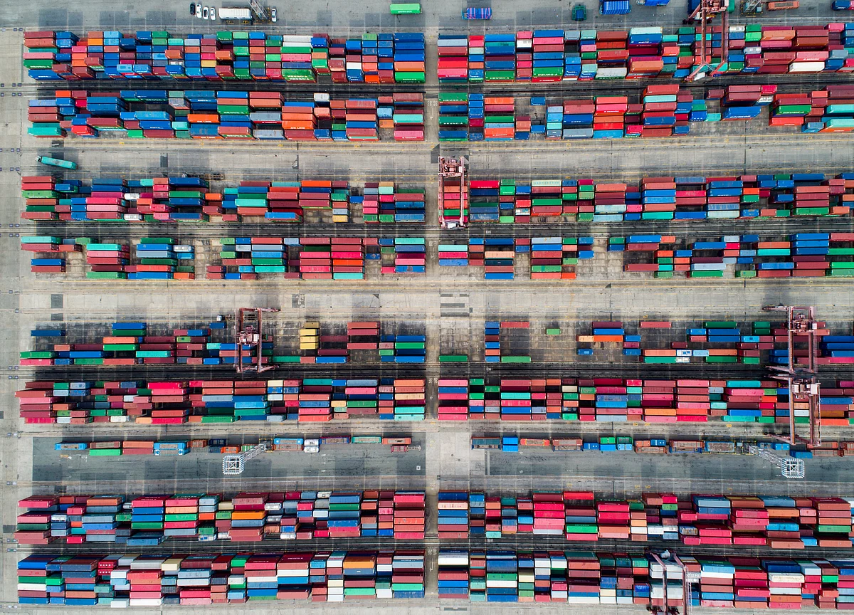 Global Trade Slumps in April as Trade War Dragged On