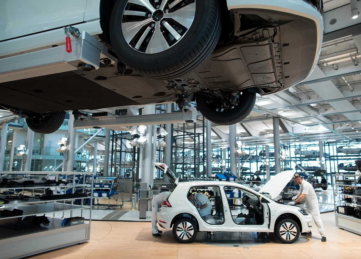 VW Considers Second U.S. Plant, Joint Ford Output After Trump Visit
