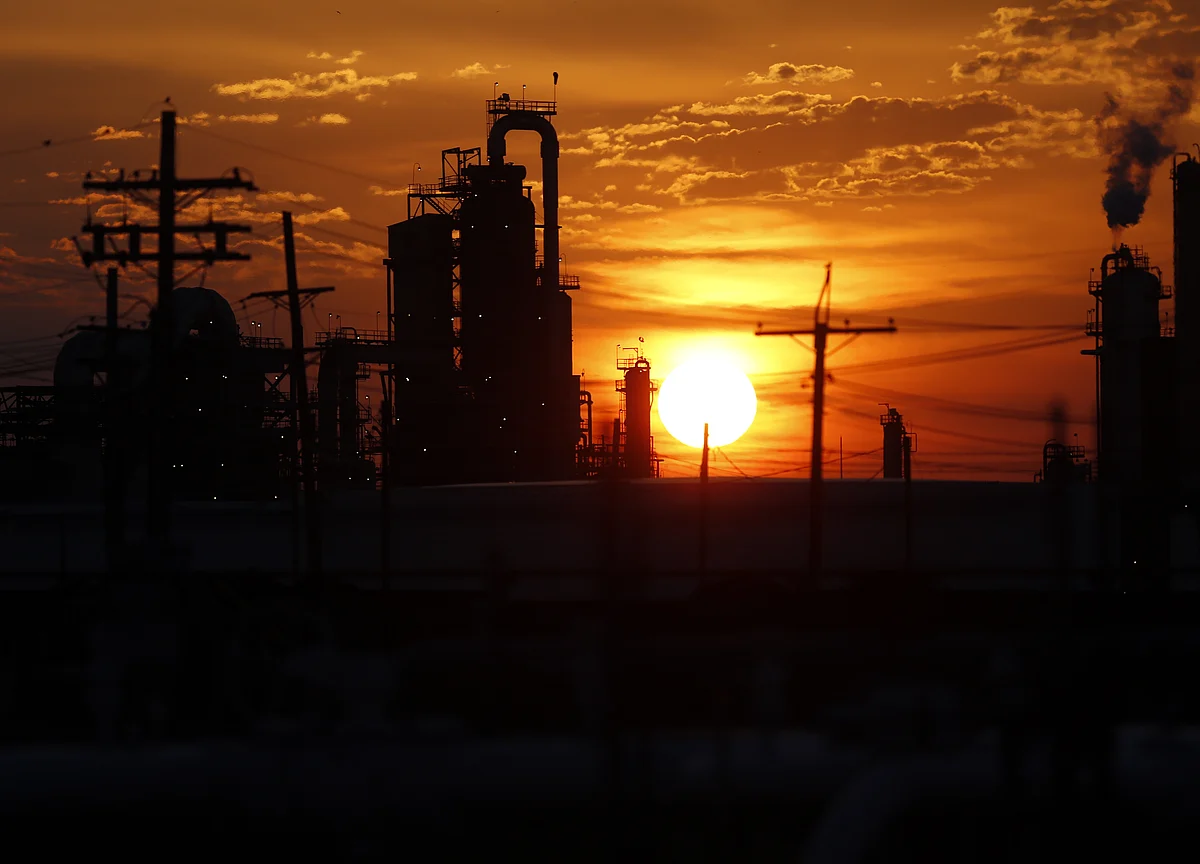 Indian Energy Exchange IPO Hits Regulatory Glitch