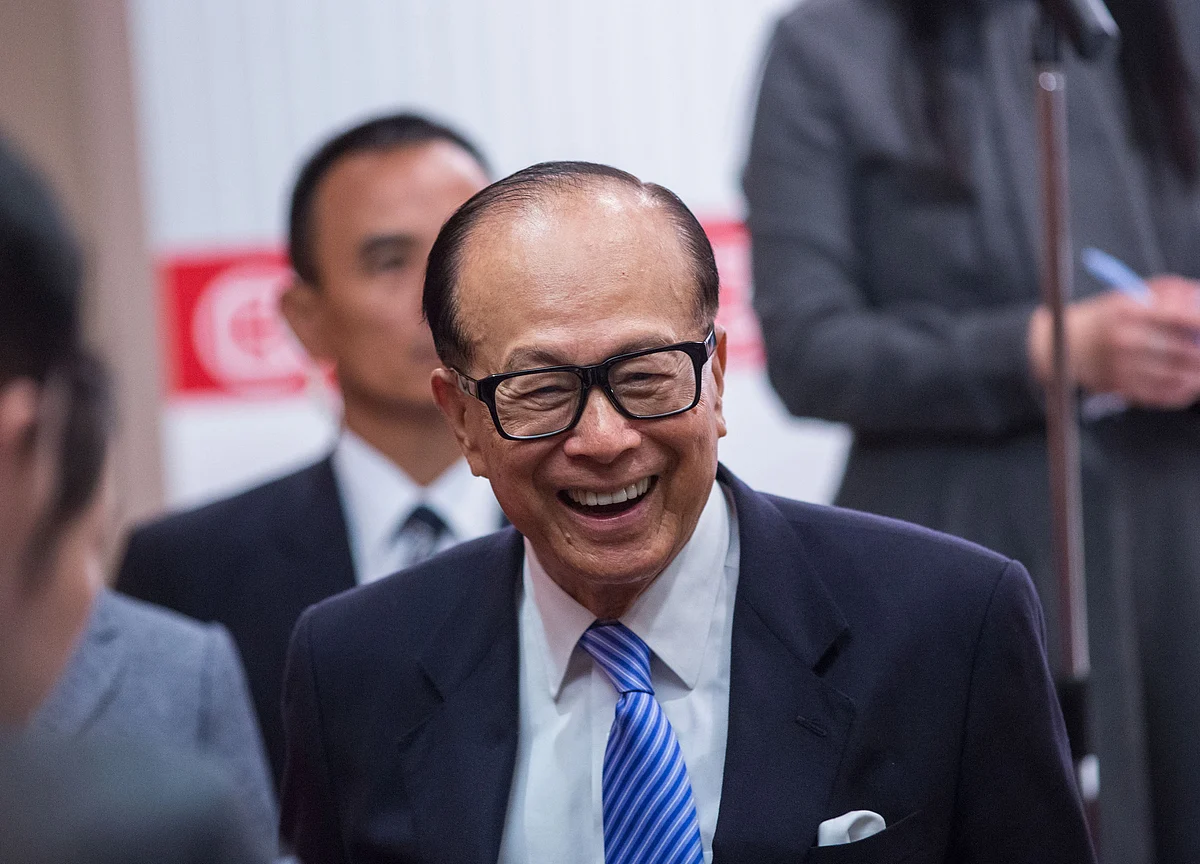 Li Ka-shing, Longstanding Asian Mogul, Hands Reins to Son