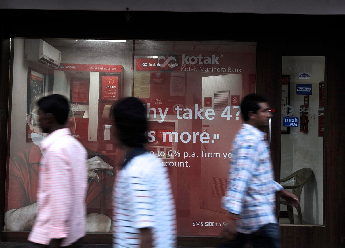 Kotak Mahindra Bank Holds Interest Rate On Smaller Savings Accounts